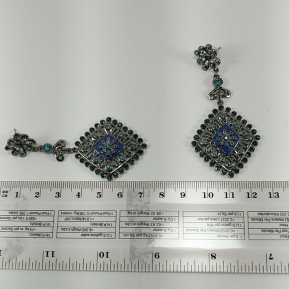 🇨🇦 Lot Of 3 Pairs Of Bold & Dramatic Earrings. - Picture 5 of 12